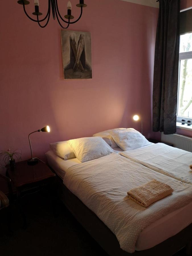 Vila Veselova, Ljubljana City Center Albergue Exterior foto